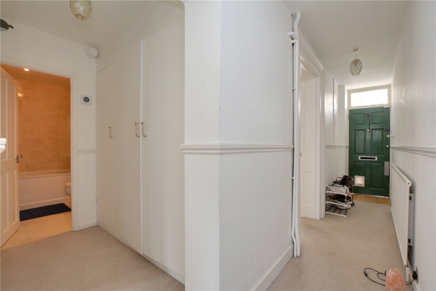 Hallway/Entrance